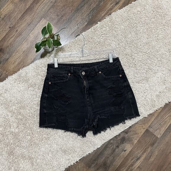 American Eagle Size 10 Black Distressed High Rise Mom Shorts - Picture 1 of 5